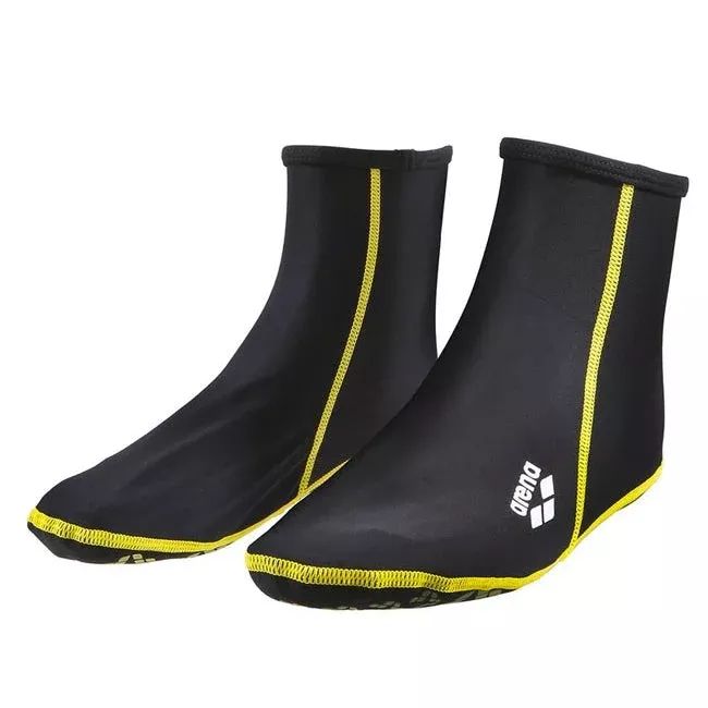 Arena Pool Socks – Black