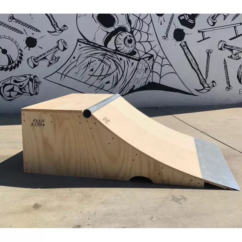Keen Ramps Quarter Pipe – 18″x3′