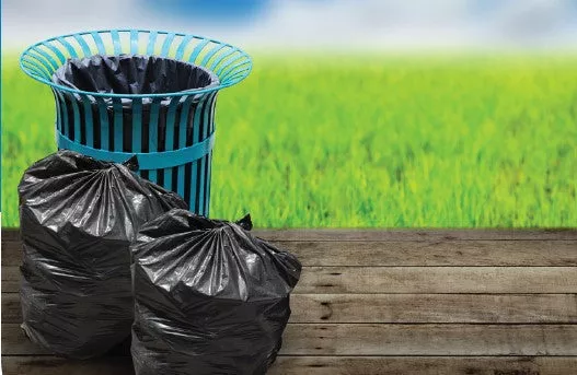 Recycled Low Density Can Liners – Star Seal – Coreless – Black – 60 GAL – (Multiple Gauges)