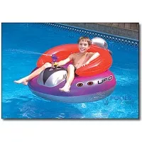 UFO Spaceship with Squirt Gun